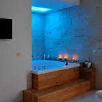 Oda ve Kahvaltı Bluotranto