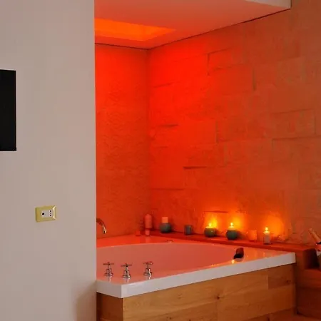 Nocleg ze śniadaniem Bluotranto 4*